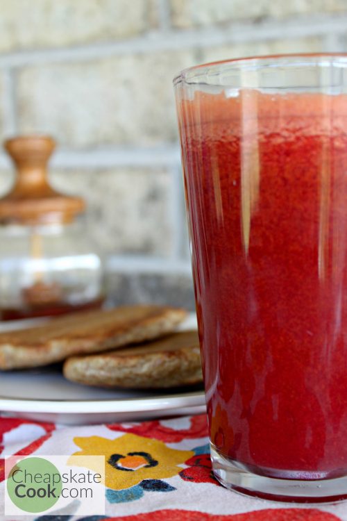 budget-friendly juice with pancakes