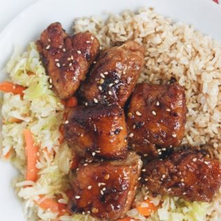 An easy, real food alternative to Chinese takeout! Only 9-ingredients and 30 minutes. Plus a cookbook review for 100 Days of Real Food on a Budget. From CheapskateCook.com #dairyfree #realfood #dinner #glutenfree
