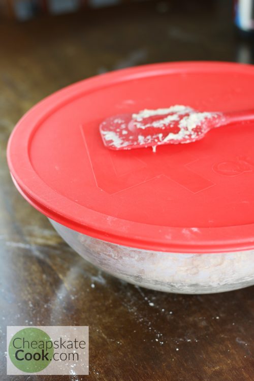 easy sourdough bread proofing with a pyrex lid