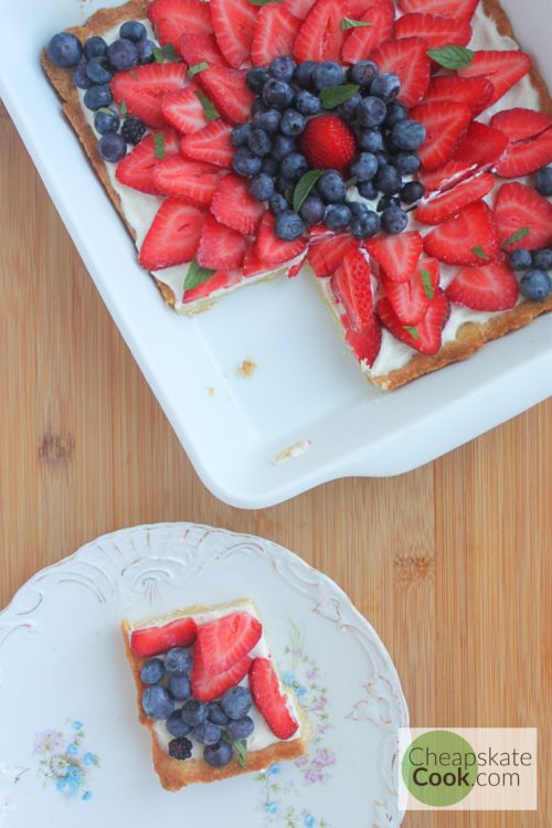 fruit pizza on a plate